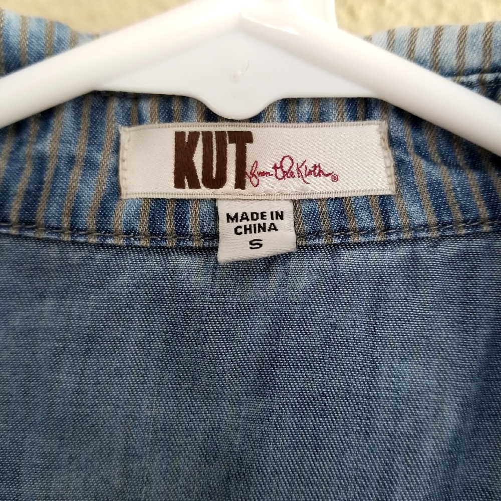 Kut From The Kloth Chambray Casual Shirtdress - Picture 8 of 9